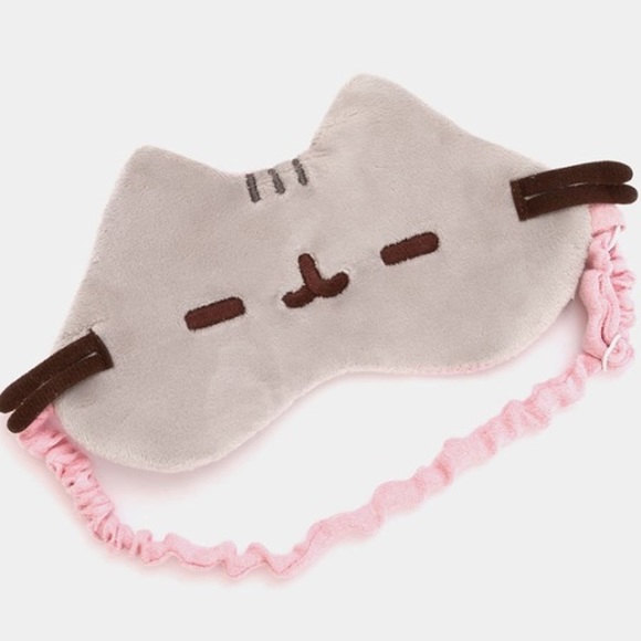 Pusheen Cat Eye Mask & Illustrated Pusheen the Cat Book Bundle Kawaii Gift Set - Picture 8 of 16